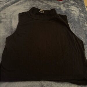 Rue21 Black Sleeveless Muscle Tee with Mandarin Collar